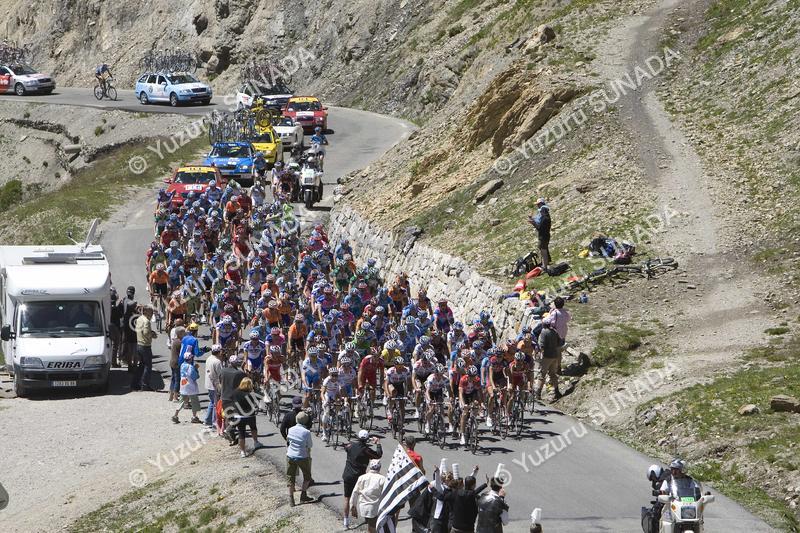 Peloton on Col du Galibier024p.jpg